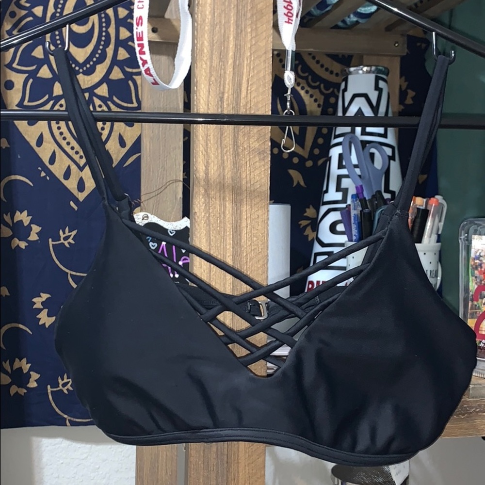 Bikini top